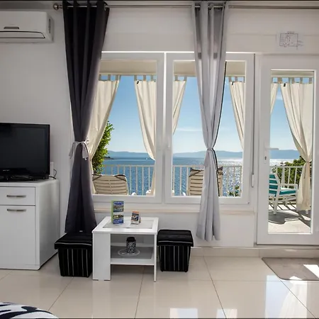 Viky Apartment